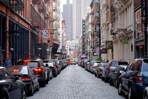 new york,femmes,harclement,shoshana b roberts,rob bliss,pub,vido,camra cache,hommes,manhattan,soho,hollaback,