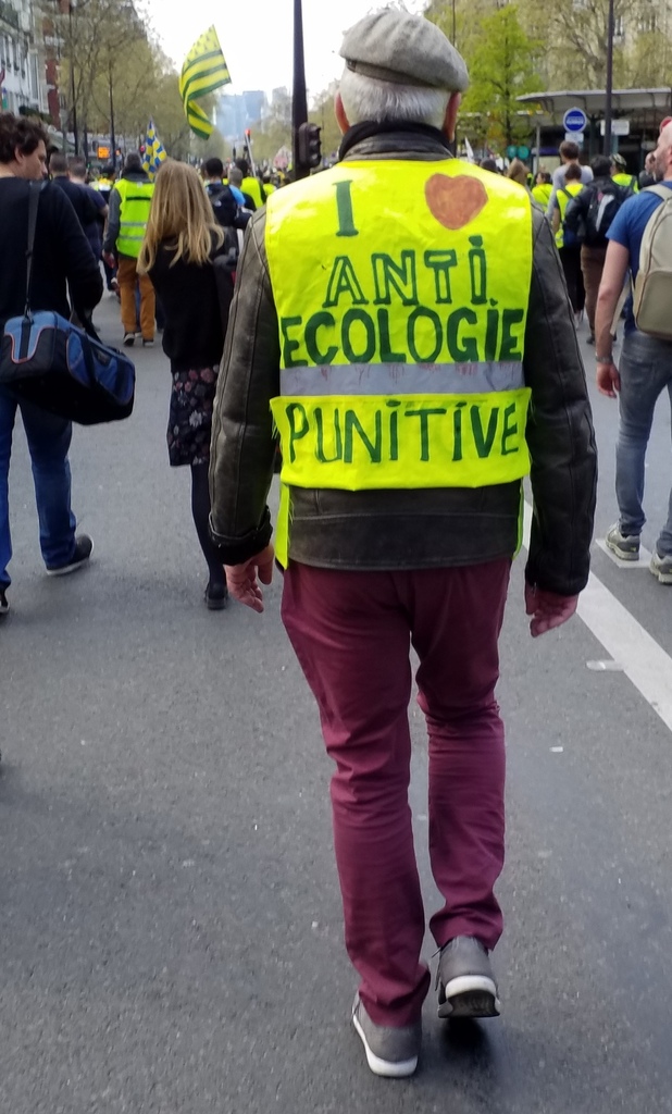 Banderoles, drapeaux et Gilets jaunes