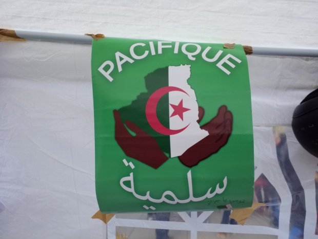 Dimanche algrien place de la Rpublique 14/04/2019